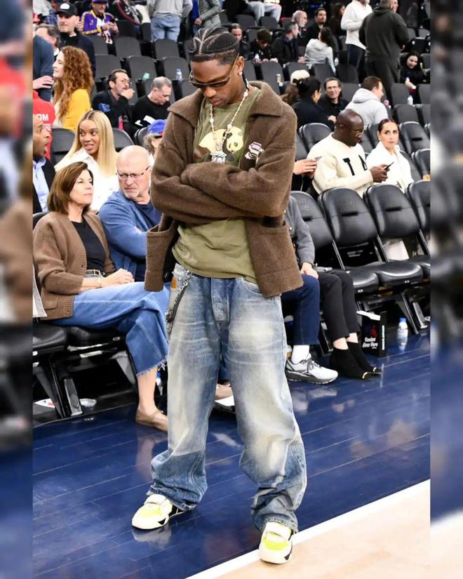 Scott x 耐克」看NBA被保安ban了凯发k8绿倒勾！蟑螂侠上上脚「Travis(图6)